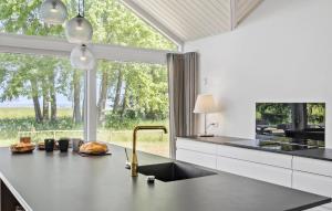 4 Bedroom Nice Home In Strøby