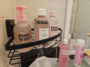 Trendy & Quiet Urban Oasis Flat