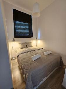 Trendy & Quiet Urban Oasis Flat