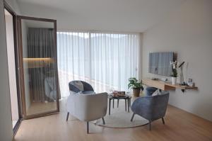 Suite with Lake View room in Boutique Hotel La Rocca