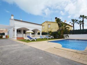 Casa Emma with the private pool - 4hvězdičkové hotely ve městě Riumar