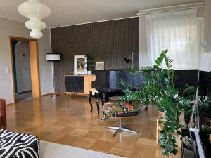 Großzügige Wohnung mit Flair und Aussicht