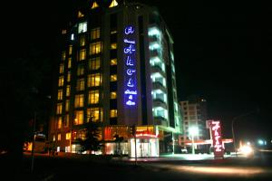 Grand Ahos Hotel