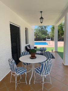 Villa Marichu. Piscina, BBQ y a 15 min Puy du Fou