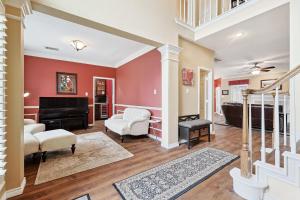 DFW Getaway - 4 Bedrooms Pool Oasis Media Room