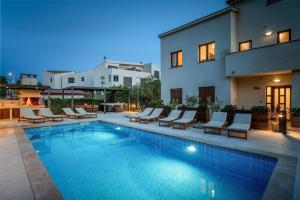 Ferienwohnung Mala 3 mit Pool und Whirlpool