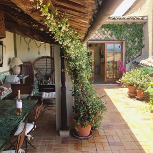 B&B / Chambres d'hotes La Maison des Chapitres : photos des chambres