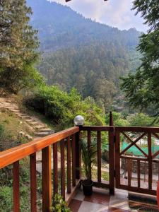 Tirthan Rahi Homestay