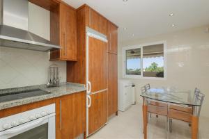 Holiday apartment with private terrace, just 10 minutes by car from Elviria Beach, Marbella