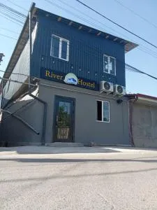 River Hostel - Qŭyliq