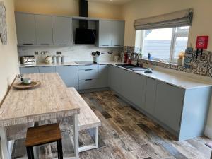 Seafront cottage Dinas Dinlle