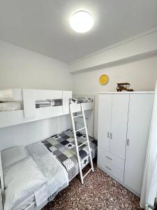 Family house center&beach