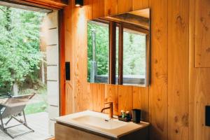 Maisons de vacances La Cachette, espace insolite : photos des chambres