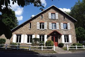 Maisons d'hotes L'Auberge 91530 : photos des chambres