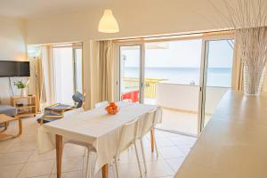 Apartment Sea View 4D