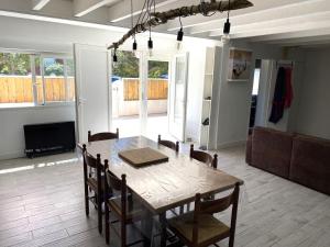 Coquette maison, 2 chambres mansardées, Narbonne Plage