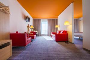 Suite room in Park Inn by Radisson Frankfurt Airport