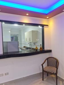 شقة فندقية علي البحر مباشره كود 13351