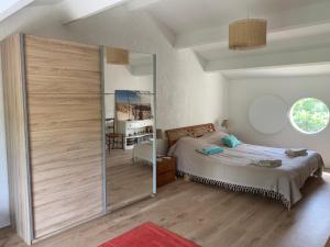 Corinthe - Villa 4 Etoiles 160m2, Climatisée, Piscine, Parking