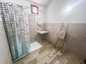 Vivelorural Abuela María 3, garden & pool