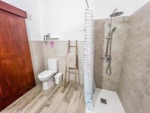 Vivelorural Abuela María 3, garden & pool