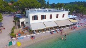 Beach rooms Riviera - Žuta Kuća