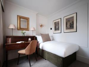 Chelsea Cosy Single room in Draycott Hotel