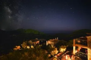 Revera Traditional Stone Villas, Apartments & Studios - Kerion