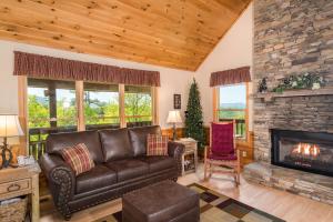 A Heavenly View by Stony Brook Cabins