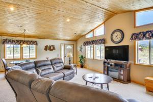 Spacious Buena Vista Home with Fire Pit Near Skiing!