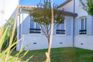 Maisons de vacances Nice and quiet appartment only 2 steps away from the harbour of St Martin : photos des chambres