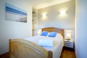 Maisons de vacances Nice and quiet appartment only 2 steps away from the harbour of St Martin : photos des chambres