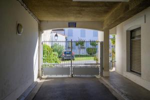 Maisons de vacances Nice and quiet appartment only 2 steps away from the harbour of St Martin : photos des chambres