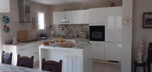 Maisons de vacances Residence 250 m plage de Guidel : photos des chambres