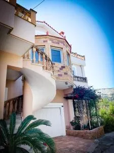 Artemis Residence - Vrontádos