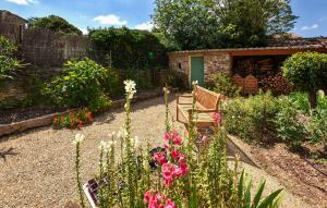 Maisons de vacances Stunning Home In Villes-Sur-Auzon : photos des chambres