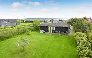 4 Bedroom Beautiful Home In Faaborg - Søby