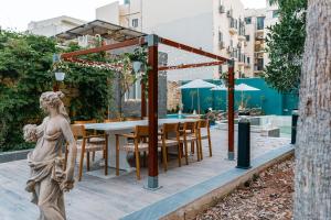 Suite 4 at Palazzo Seraphim Boutique living in St Julians