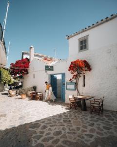 Bratsera Boutique Hotel