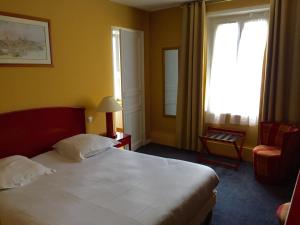 Hotels Hotel de Normandie : photos des chambres