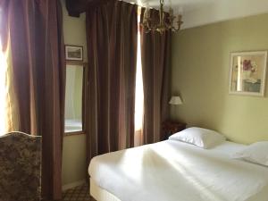 Hotels Hotel de Normandie : photos des chambres