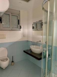 Stunning, spacious, beachfront home in Vlora