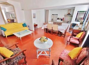 Appartements Appartement familial - 7pers- Hyeres-centre : photos des chambres