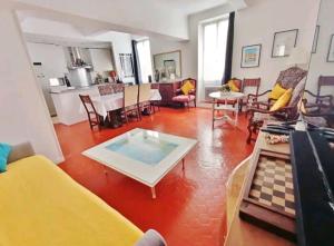 Appartements Appartement familial - 7pers- Hyeres-centre : photos des chambres