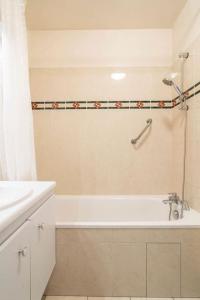 Appartements Appartement avec Jardin et Terrasse pres de Paris : photos des chambres