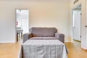 Central and Quaint Phoenix Condo - Pets Welcome!