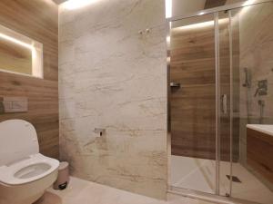 Luxurious Stay - 5 minutes from TGV and Beach