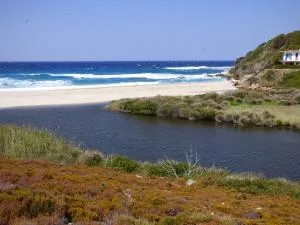 The Mesaktis River Rooms 1 - Armenistis