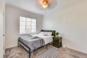 Pet-Friendly Condo Less Than 1 Mi to Phoenix College!
