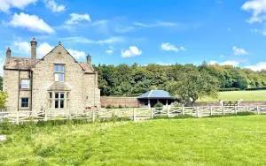 Hollins Farmhouse - East Witton